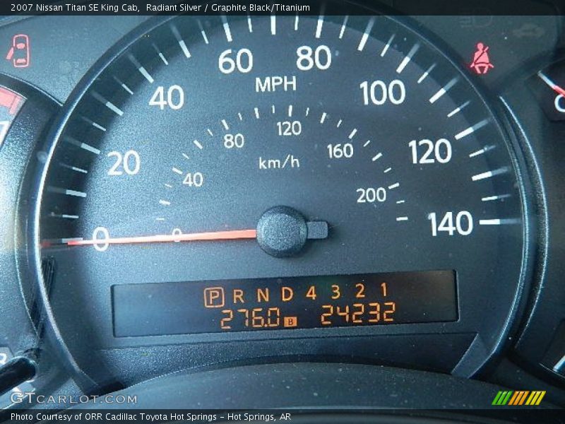 Radiant Silver / Graphite Black/Titanium 2007 Nissan Titan SE King Cab