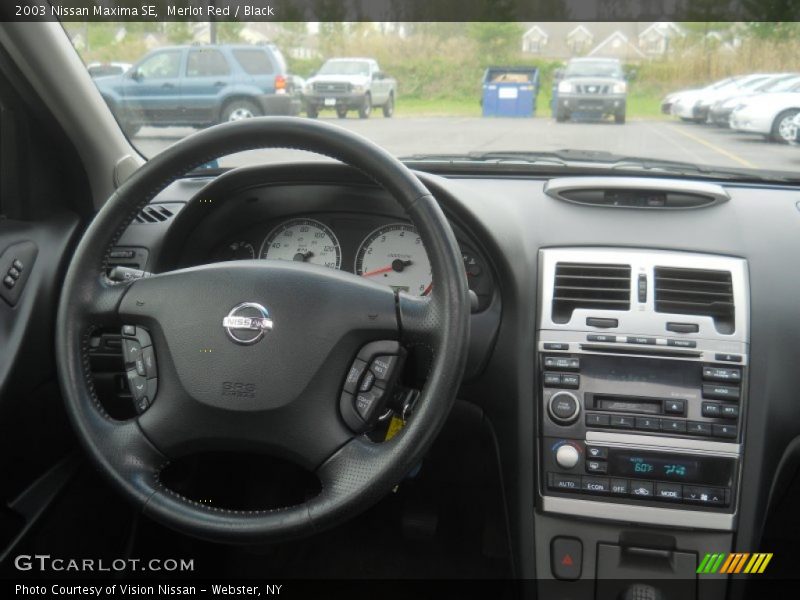 Merlot Red / Black 2003 Nissan Maxima SE
