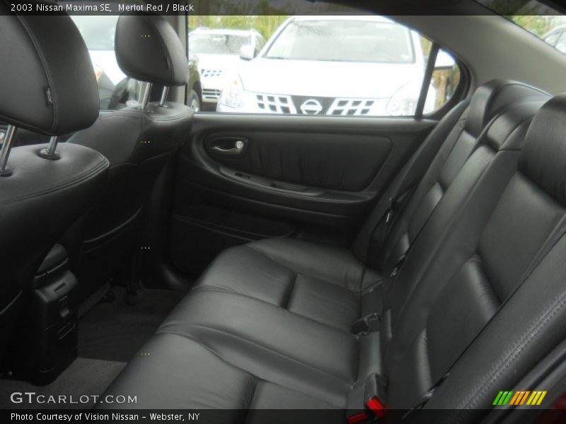 Merlot Red / Black 2003 Nissan Maxima SE