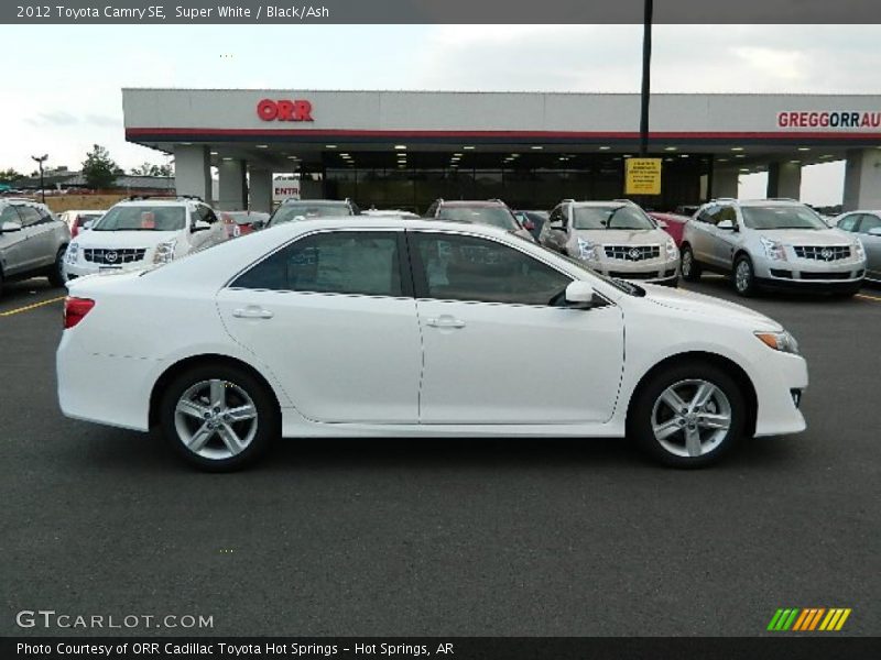 Super White / Black/Ash 2012 Toyota Camry SE