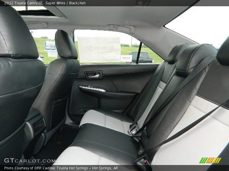 Super White / Black/Ash 2012 Toyota Camry SE