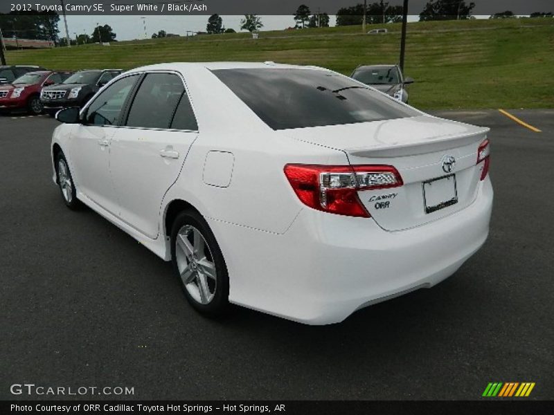 Super White / Black/Ash 2012 Toyota Camry SE