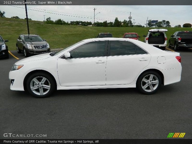Super White / Black/Ash 2012 Toyota Camry SE
