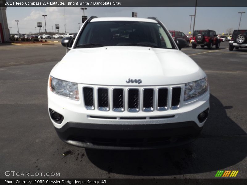 Bright White / Dark Slate Gray 2011 Jeep Compass 2.4 Latitude