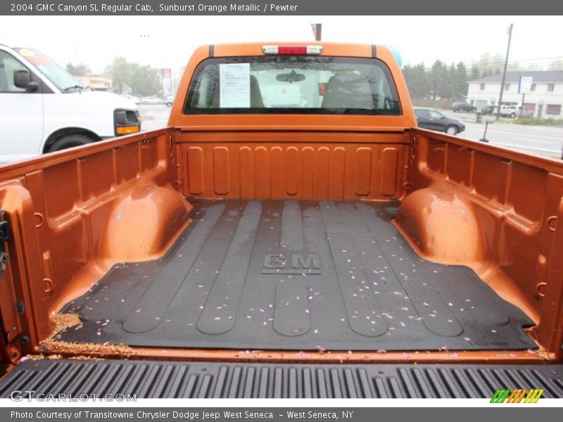  2004 Canyon SL Regular Cab Trunk