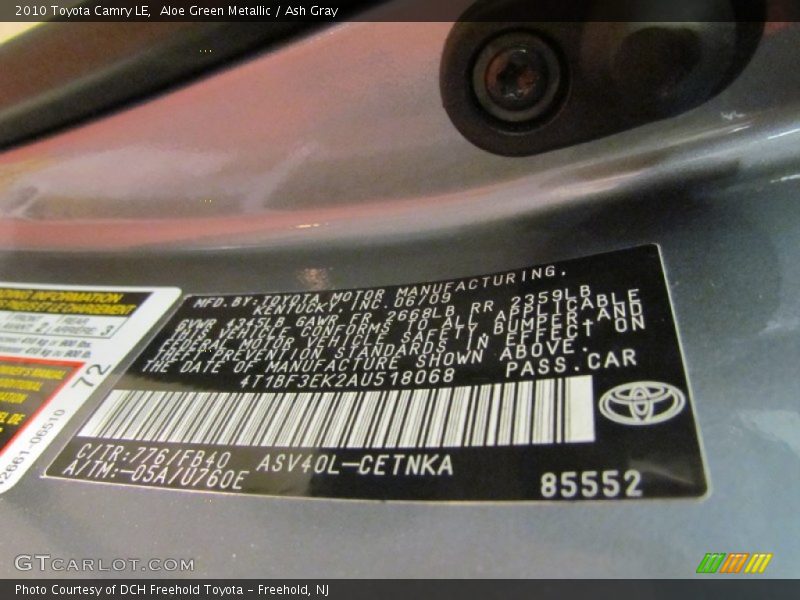 Aloe Green Metallic / Ash Gray 2010 Toyota Camry LE