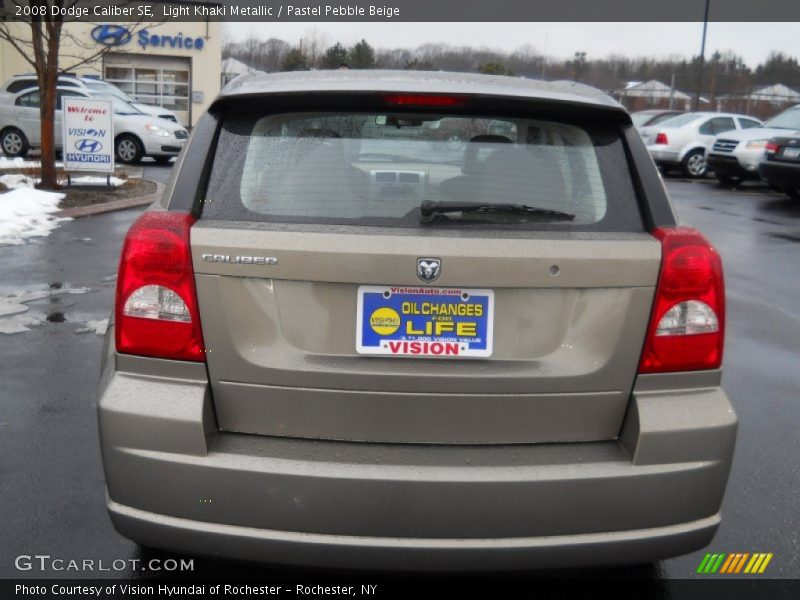 Light Khaki Metallic / Pastel Pebble Beige 2008 Dodge Caliber SE