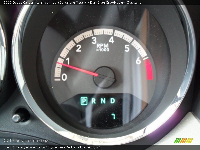 Light Sandstone Metallic / Dark Slate Gray/Medium Graystone 2010 Dodge Caliber Mainstreet