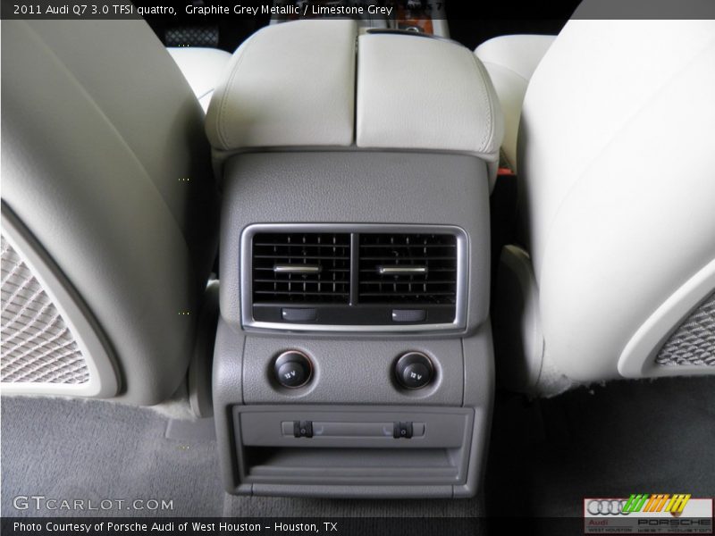 Graphite Grey Metallic / Limestone Grey 2011 Audi Q7 3.0 TFSI quattro
