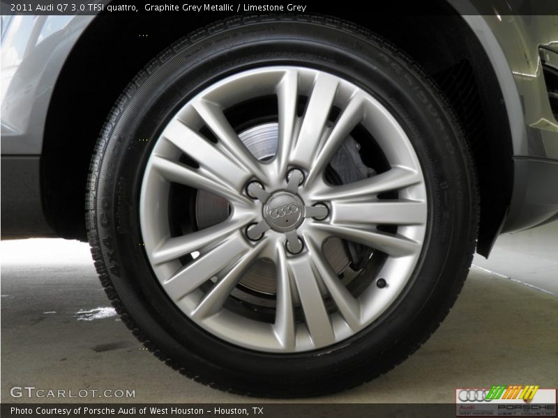 Graphite Grey Metallic / Limestone Grey 2011 Audi Q7 3.0 TFSI quattro
