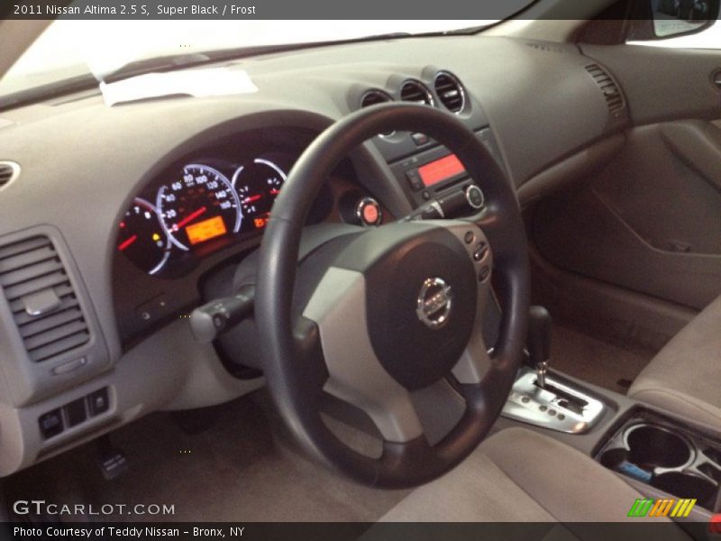 Super Black / Frost 2011 Nissan Altima 2.5 S