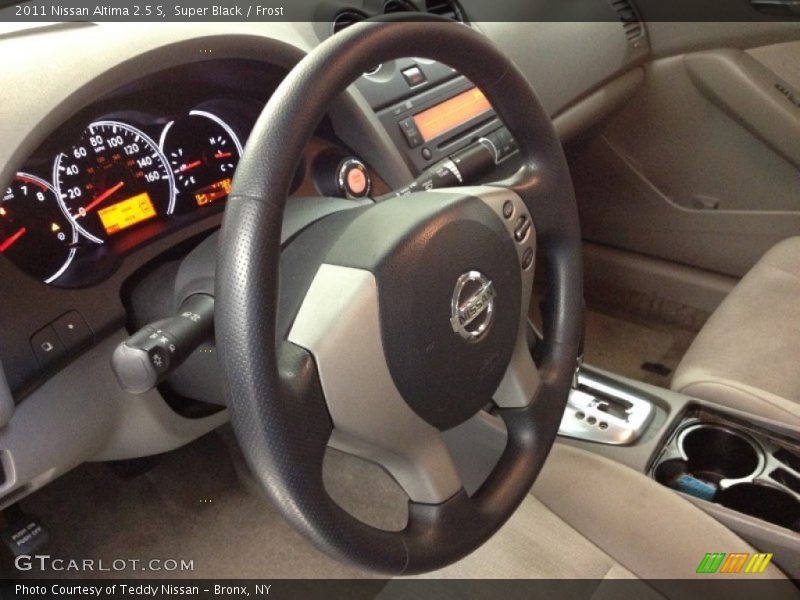 Super Black / Frost 2011 Nissan Altima 2.5 S