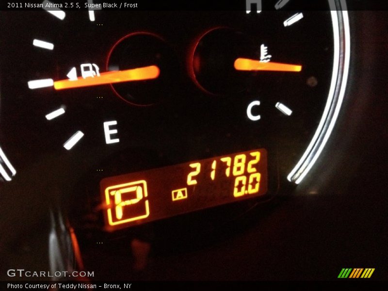 Super Black / Frost 2011 Nissan Altima 2.5 S