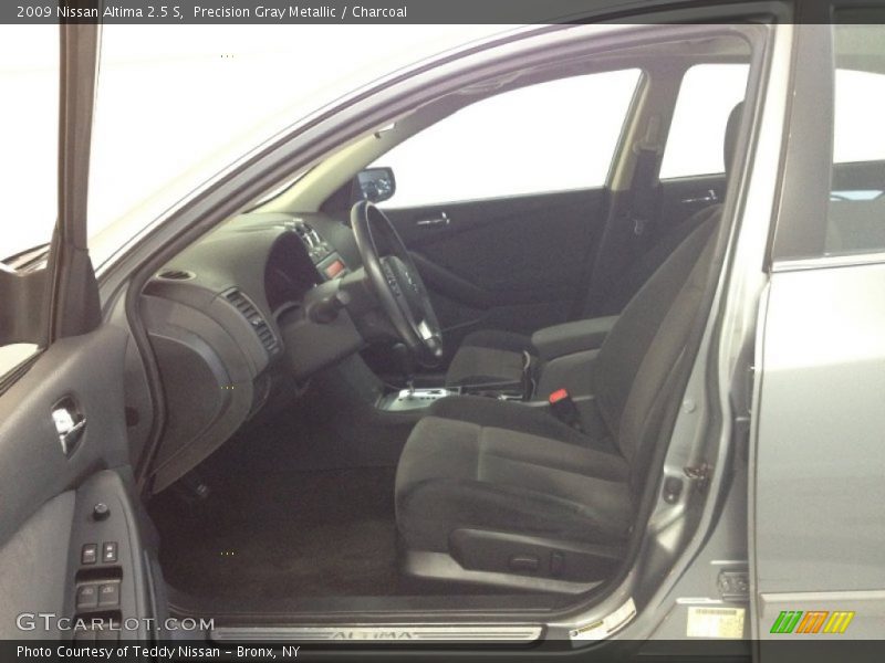 Precision Gray Metallic / Charcoal 2009 Nissan Altima 2.5 S