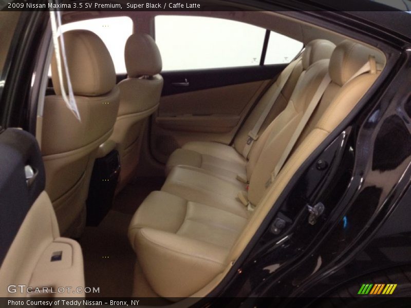 Super Black / Caffe Latte 2009 Nissan Maxima 3.5 SV Premium