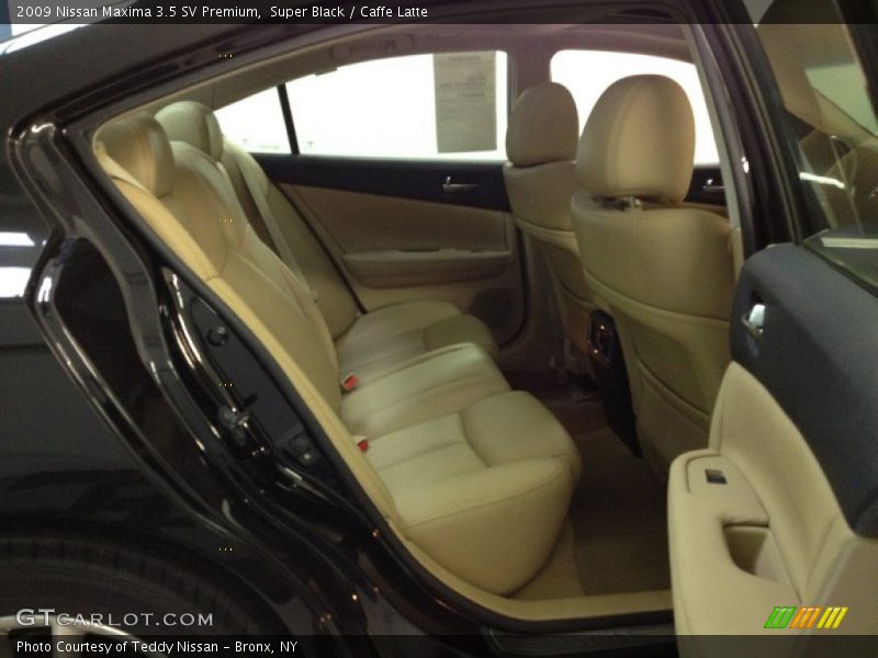 Super Black / Caffe Latte 2009 Nissan Maxima 3.5 SV Premium