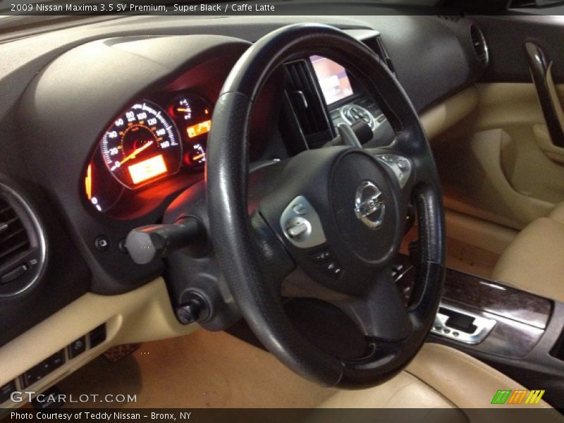 Super Black / Caffe Latte 2009 Nissan Maxima 3.5 SV Premium
