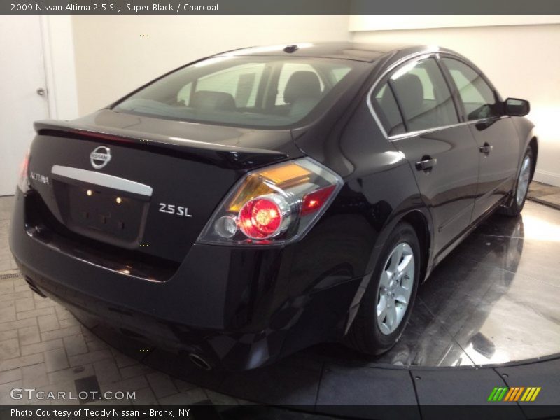 Super Black / Charcoal 2009 Nissan Altima 2.5 SL