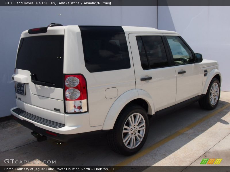 Alaska White / Almond/Nutmeg 2010 Land Rover LR4 HSE Lux