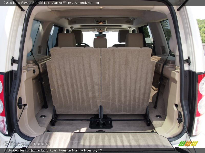 Alaska White / Almond/Nutmeg 2010 Land Rover LR4 HSE Lux