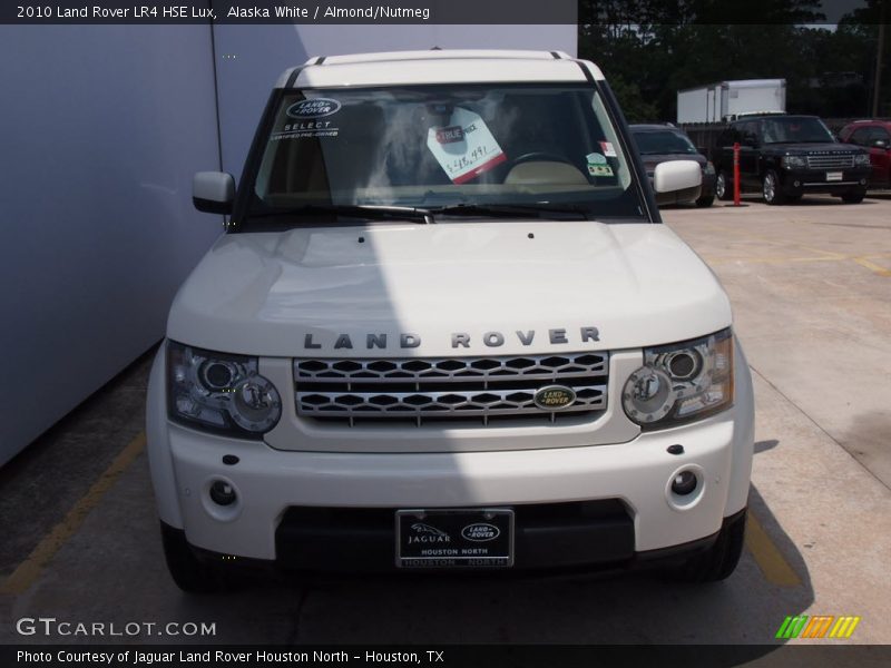 Alaska White / Almond/Nutmeg 2010 Land Rover LR4 HSE Lux