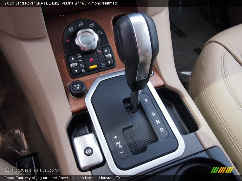 Alaska White / Almond/Nutmeg 2010 Land Rover LR4 HSE Lux