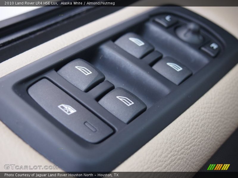 Alaska White / Almond/Nutmeg 2010 Land Rover LR4 HSE Lux