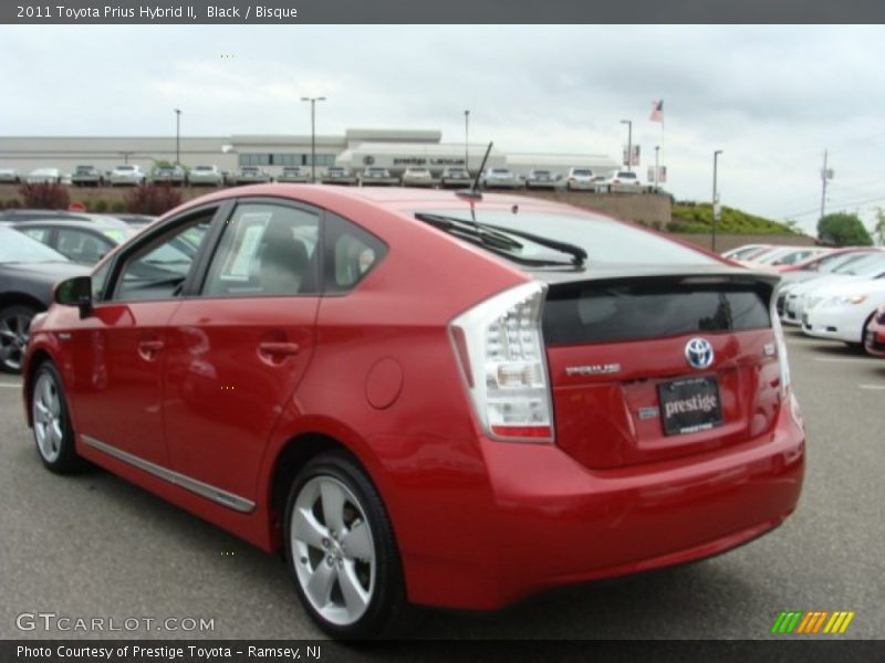Black / Bisque 2011 Toyota Prius Hybrid II