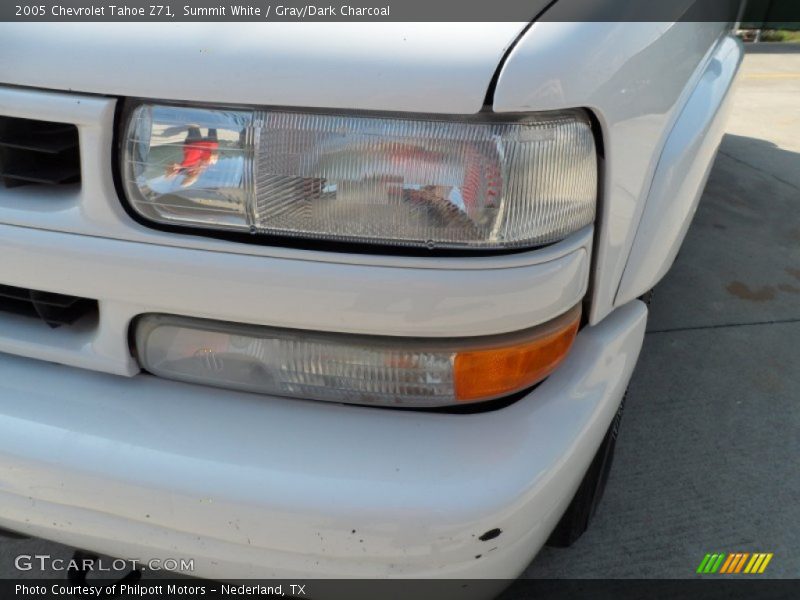 Summit White / Gray/Dark Charcoal 2005 Chevrolet Tahoe Z71