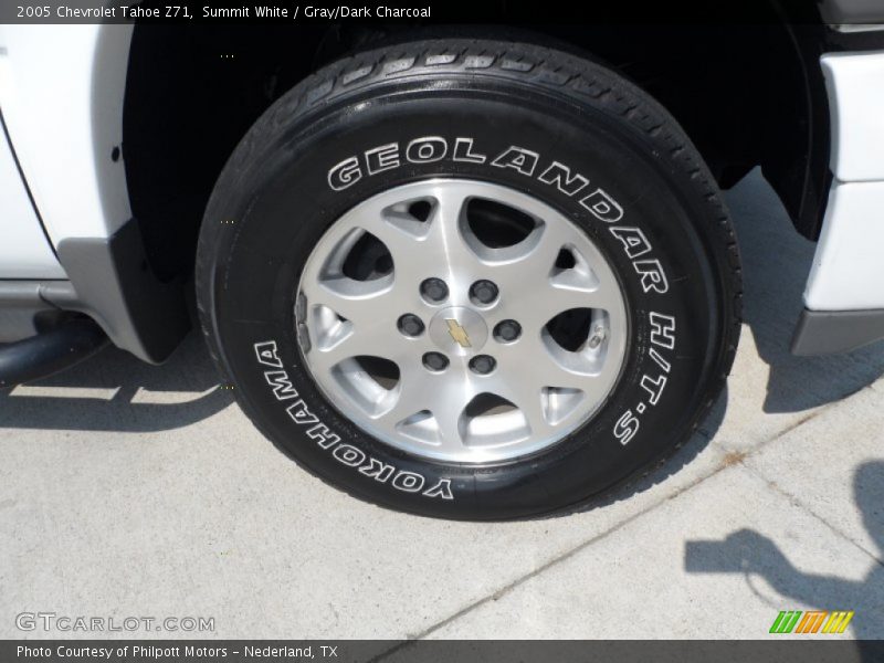 Summit White / Gray/Dark Charcoal 2005 Chevrolet Tahoe Z71