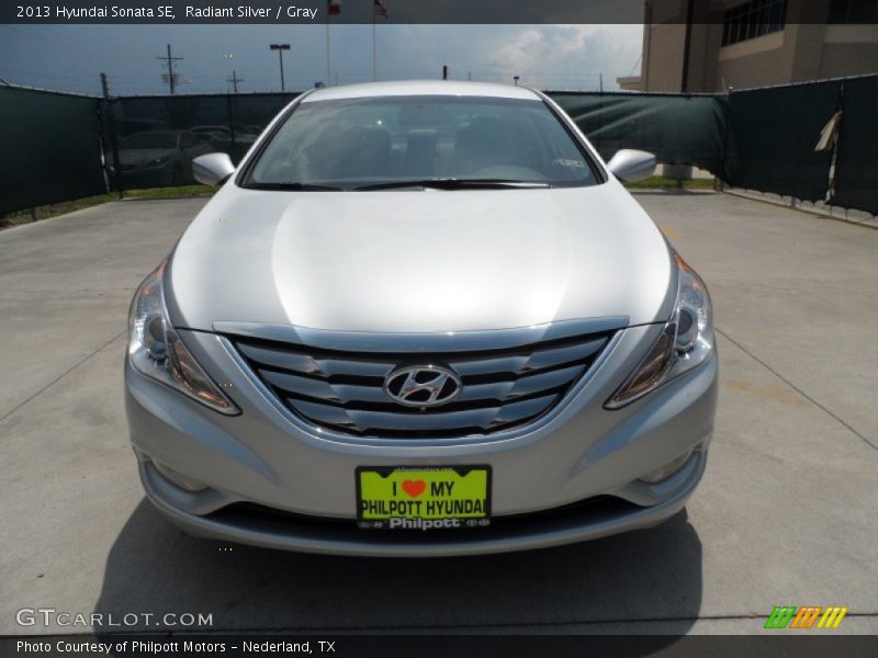 Radiant Silver / Gray 2013 Hyundai Sonata SE