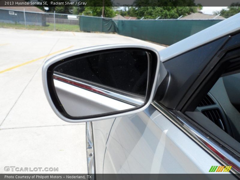 Radiant Silver / Gray 2013 Hyundai Sonata SE