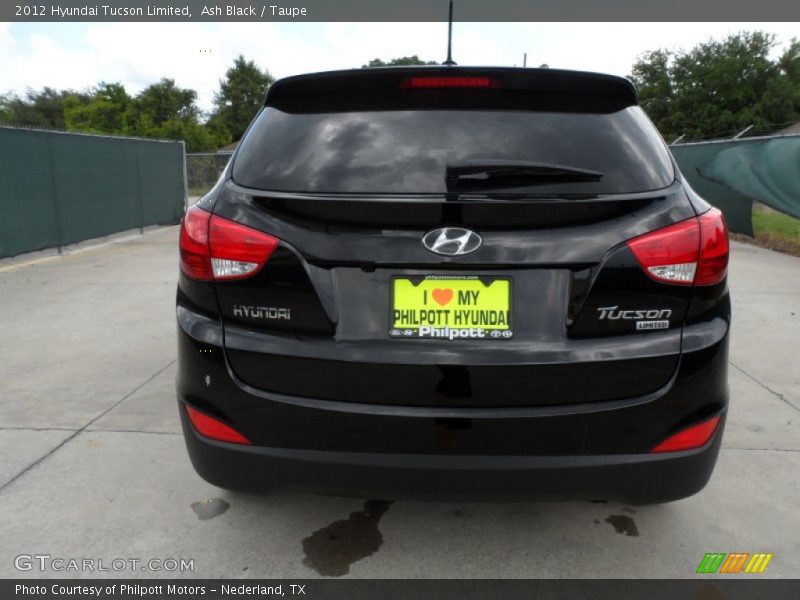 Ash Black / Taupe 2012 Hyundai Tucson Limited
