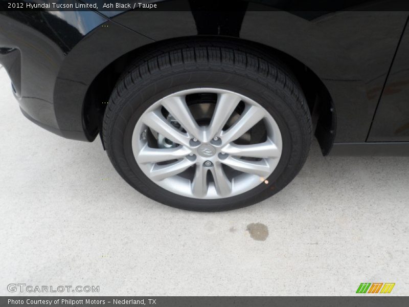 Ash Black / Taupe 2012 Hyundai Tucson Limited