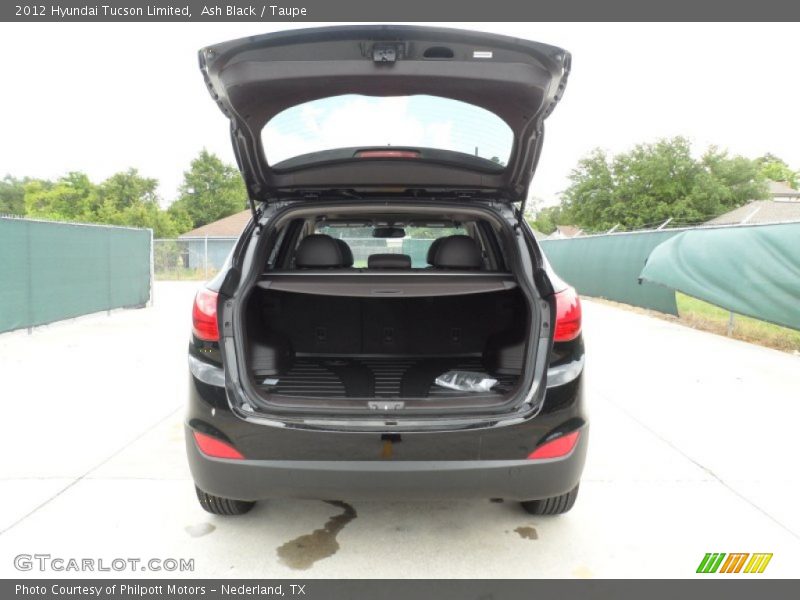 Ash Black / Taupe 2012 Hyundai Tucson Limited