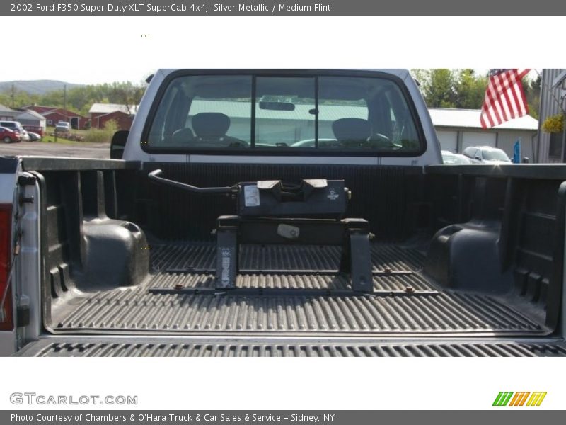 Silver Metallic / Medium Flint 2002 Ford F350 Super Duty XLT SuperCab 4x4