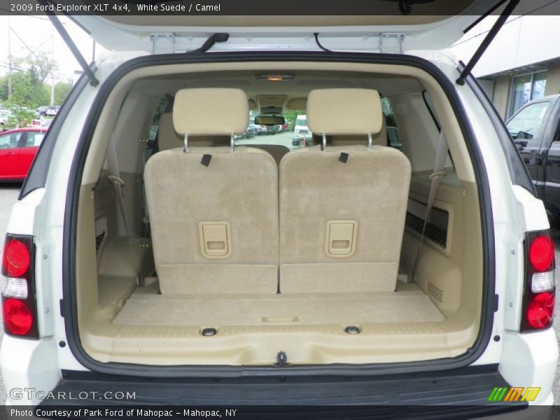 White Suede / Camel 2009 Ford Explorer XLT 4x4