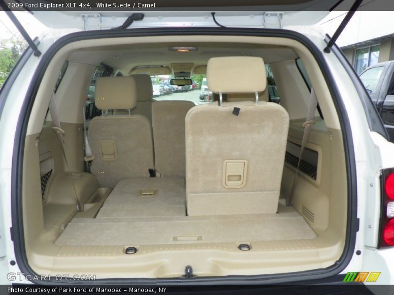 White Suede / Camel 2009 Ford Explorer XLT 4x4