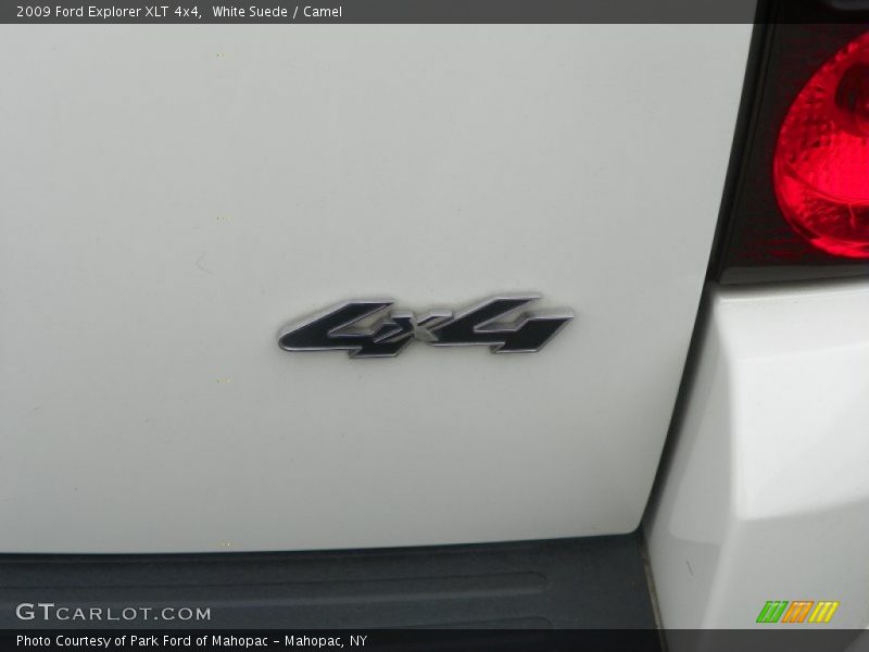 White Suede / Camel 2009 Ford Explorer XLT 4x4