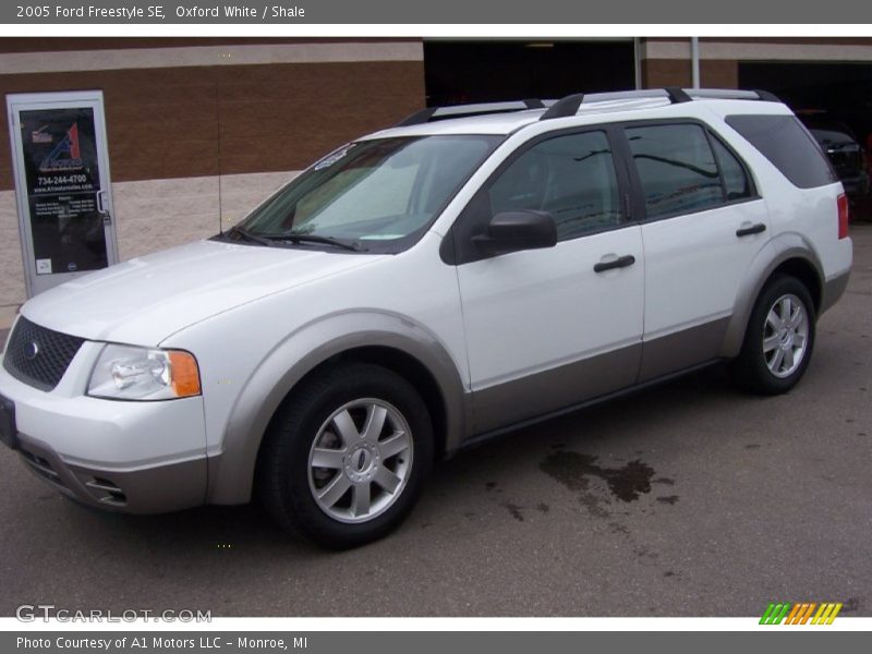 Oxford White / Shale 2005 Ford Freestyle SE