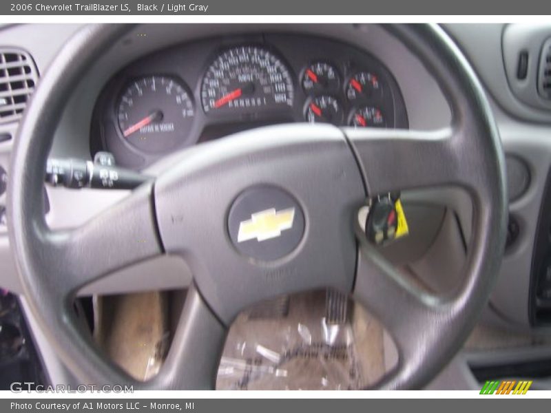 Black / Light Gray 2006 Chevrolet TrailBlazer LS