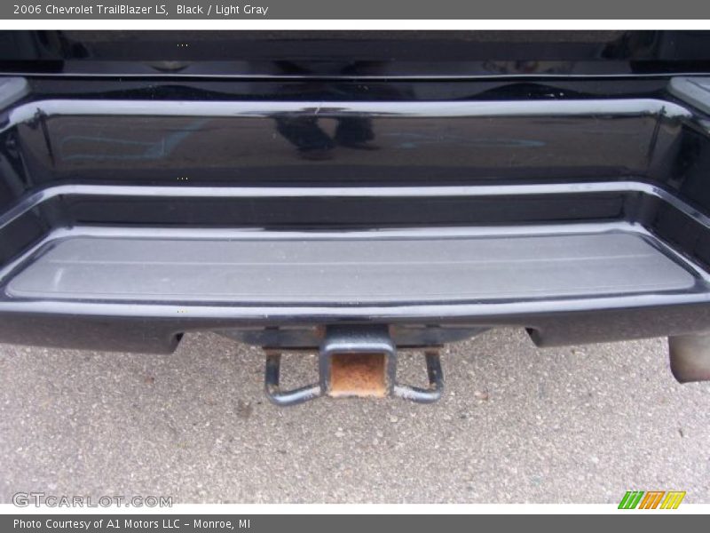 Black / Light Gray 2006 Chevrolet TrailBlazer LS