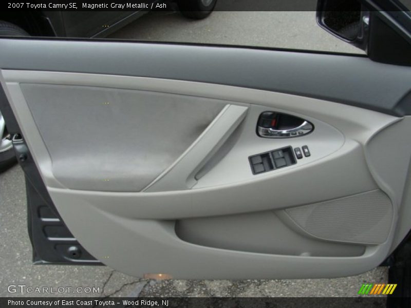 Magnetic Gray Metallic / Ash 2007 Toyota Camry SE
