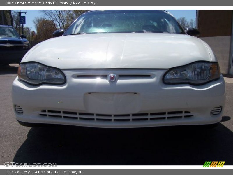 White / Medium Gray 2004 Chevrolet Monte Carlo LS