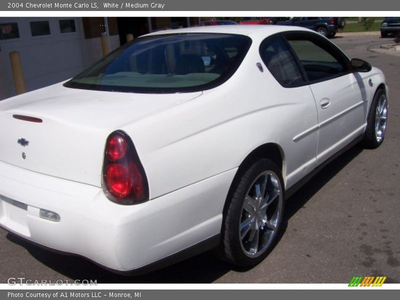 White / Medium Gray 2004 Chevrolet Monte Carlo LS