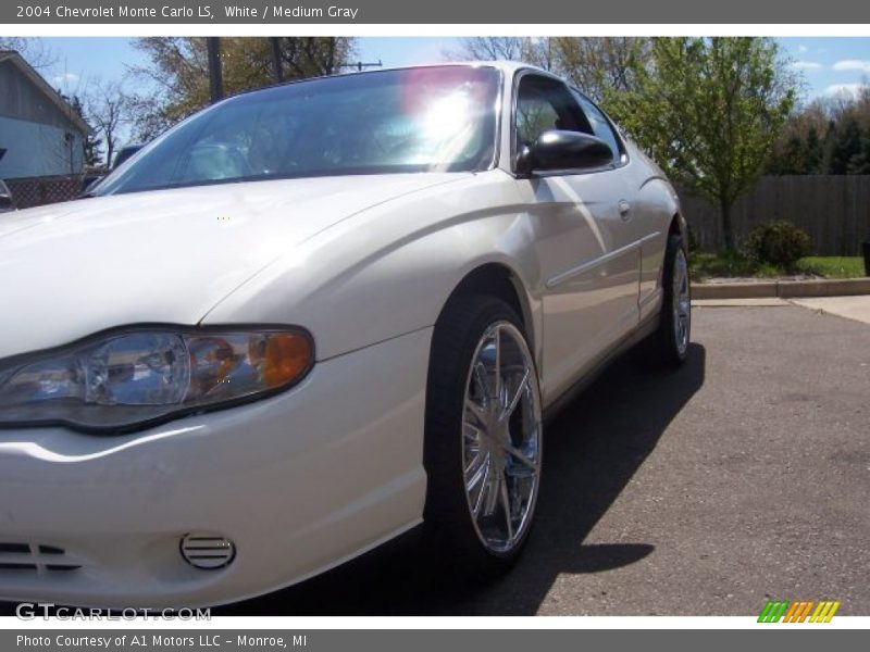 White / Medium Gray 2004 Chevrolet Monte Carlo LS