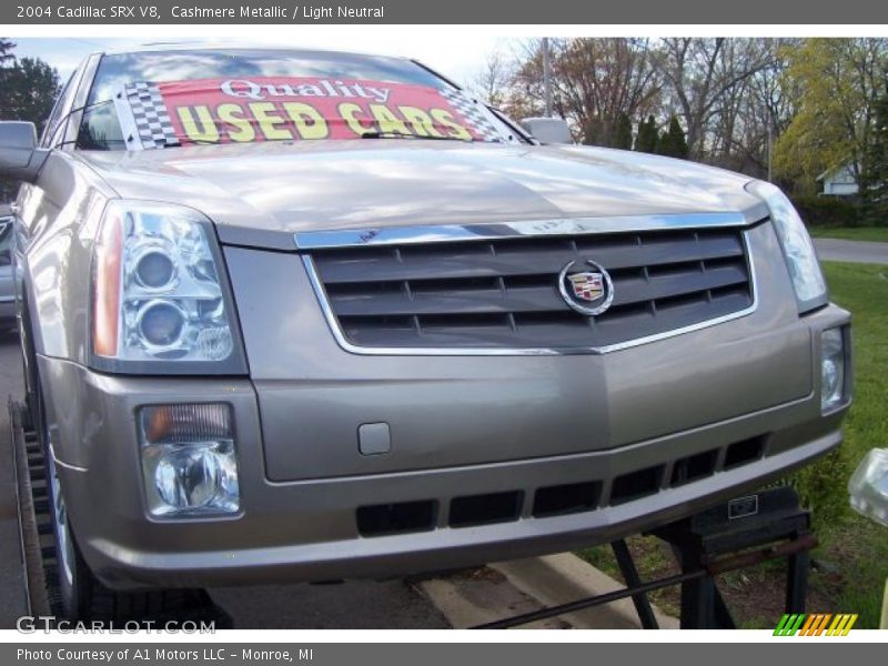 Cashmere Metallic / Light Neutral 2004 Cadillac SRX V8
