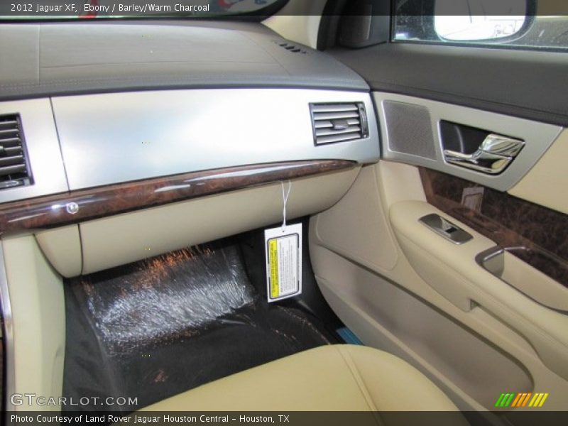 Ebony / Barley/Warm Charcoal 2012 Jaguar XF