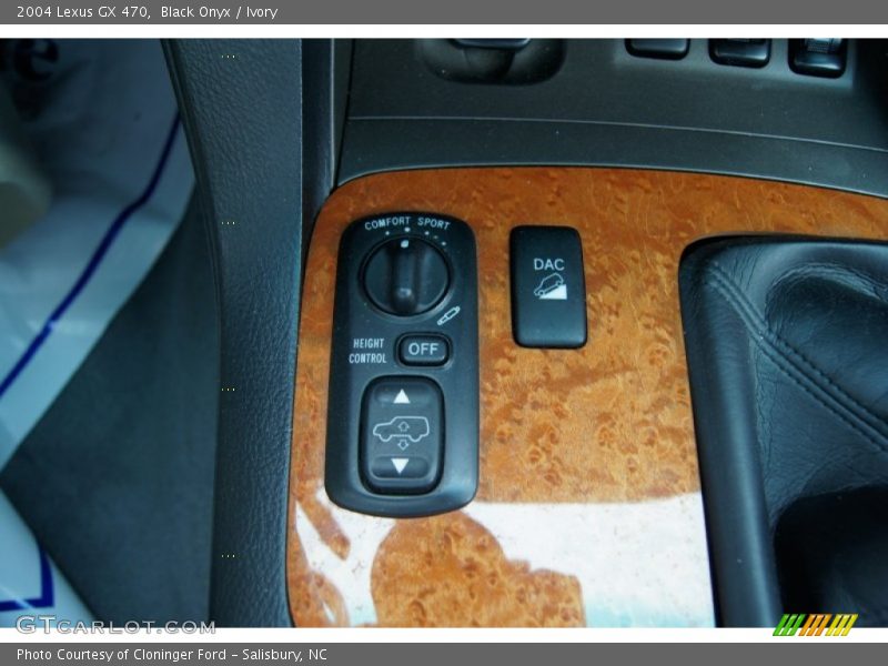 Black Onyx / Ivory 2004 Lexus GX 470