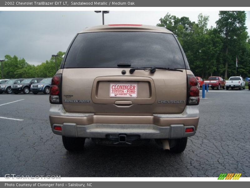 Sandalwood Metallic / Medium Oak 2002 Chevrolet TrailBlazer EXT LT